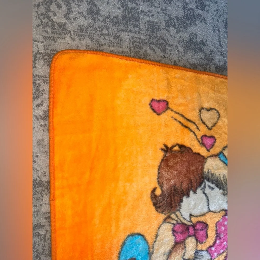 Vintage Baby Mink Orange Boy Kissing Girl Baby Blanket  43”x55”